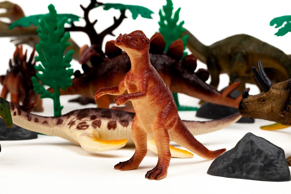 30 pcs dinosaur playset in 3.2L bucket