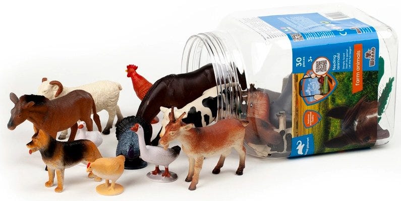 30 pcs farm animal playset in 3.2L bucket