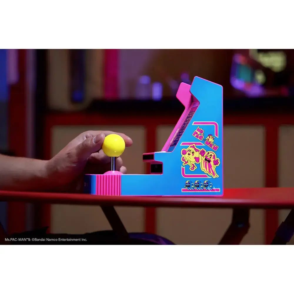 MY ARCADE JOYSTICK PLAYER Ms. PAC-MAN PORTABLE RETRO ARCADE