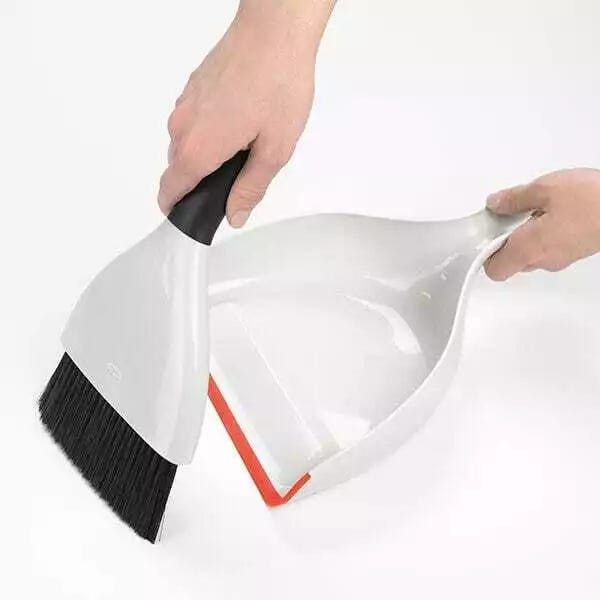 DUSTPAN & BRUSH SET