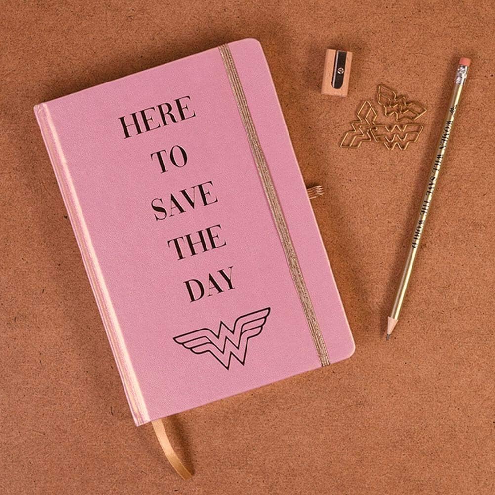 WONDER WOMAN - HERE TO SAVE THE DAY (A5 WIRO NOTEBOOK)