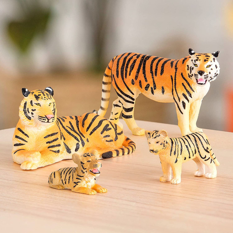TIGER FAMILY