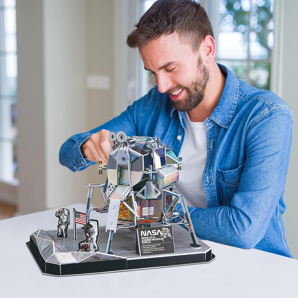 3D PUZZLE NASA APOLLO 11 EAGLE 93PCS