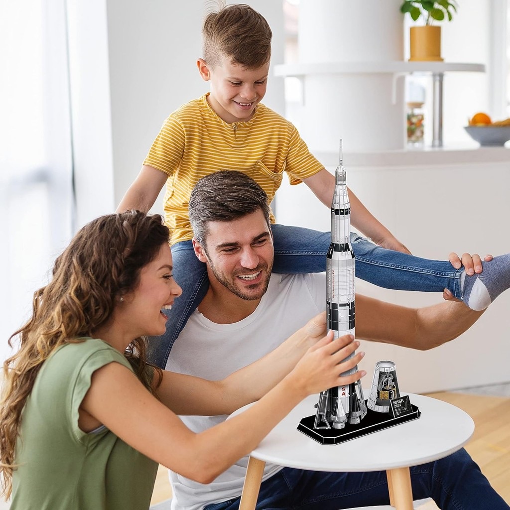 3D PUZZLE NASA APOLLO SATURN V 136PCS