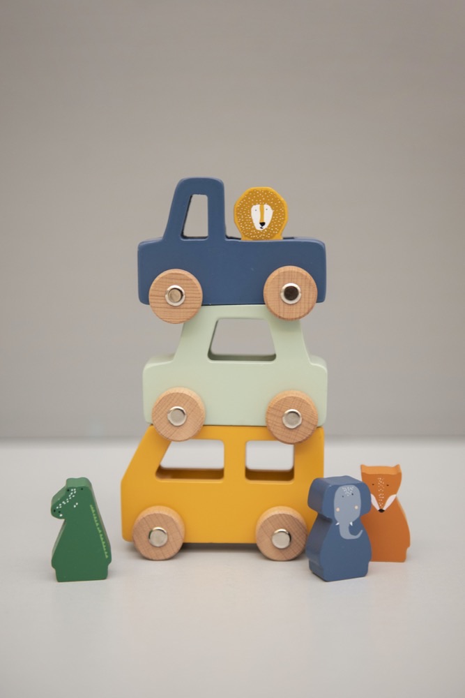 Wooden animal car set