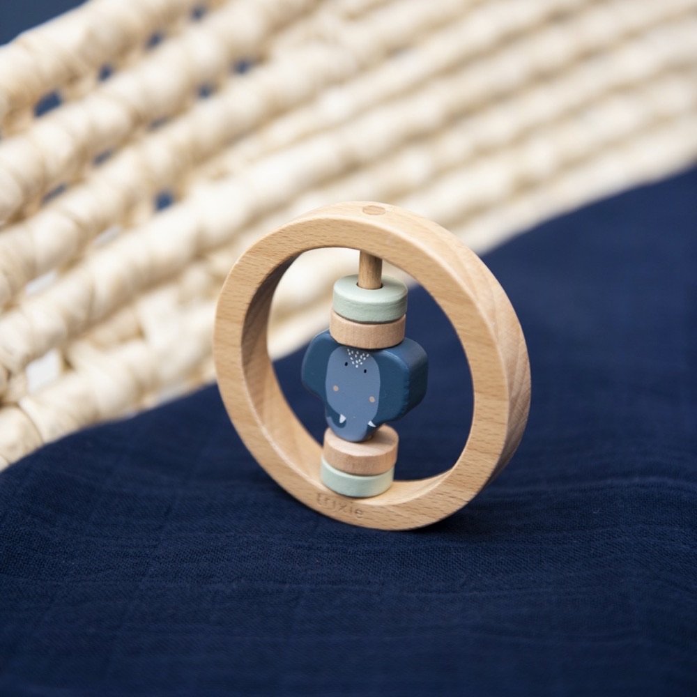 Wooden round rattle - Mrs. Elephant