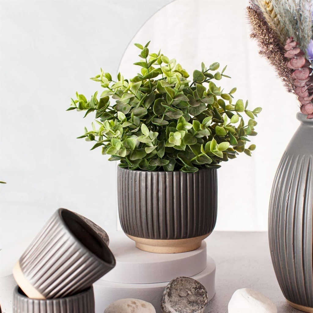 Grooved Planter Large Black