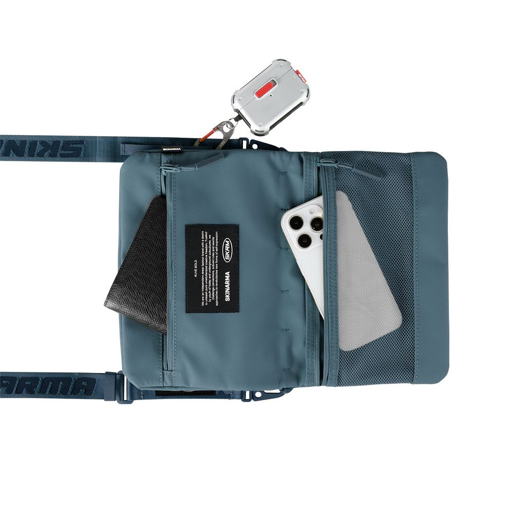 Skinarma Satchel Juno Blue