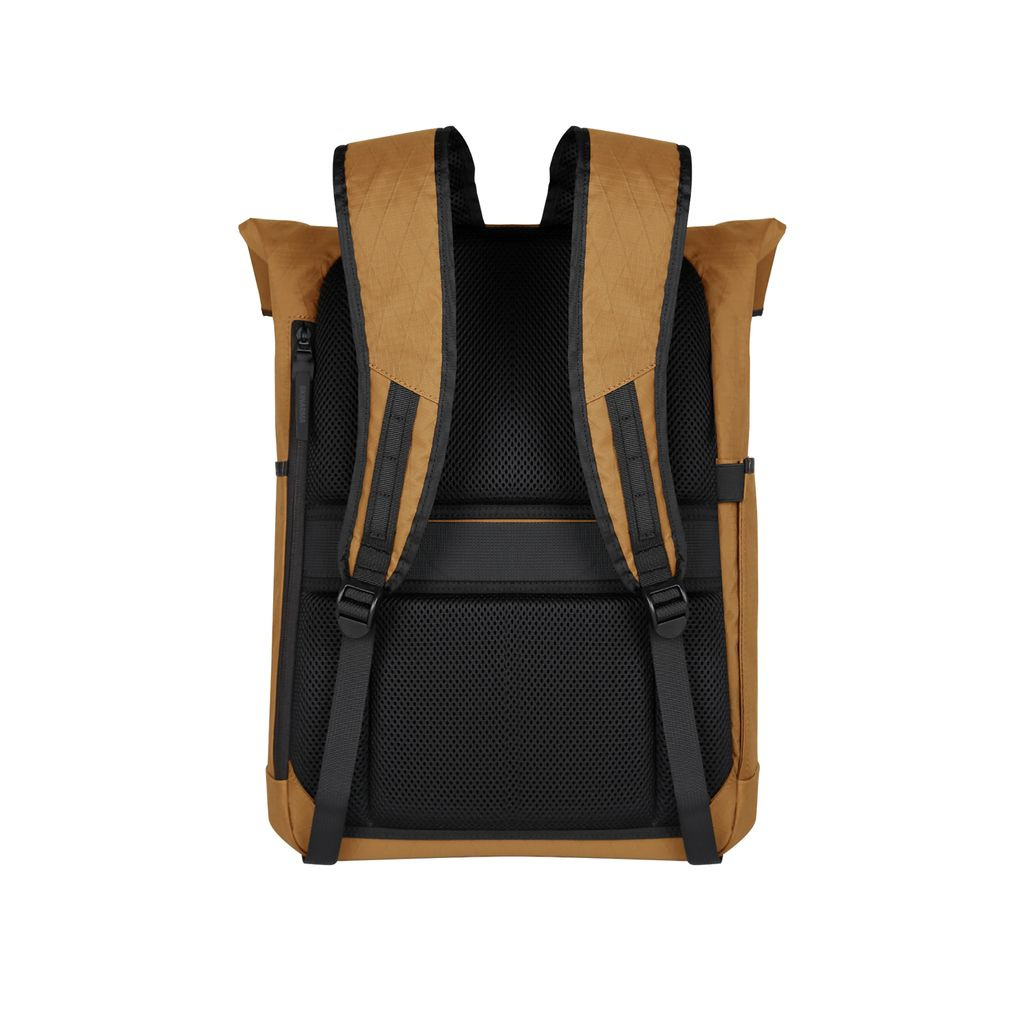 Skinarma Back Pack Jager Brown