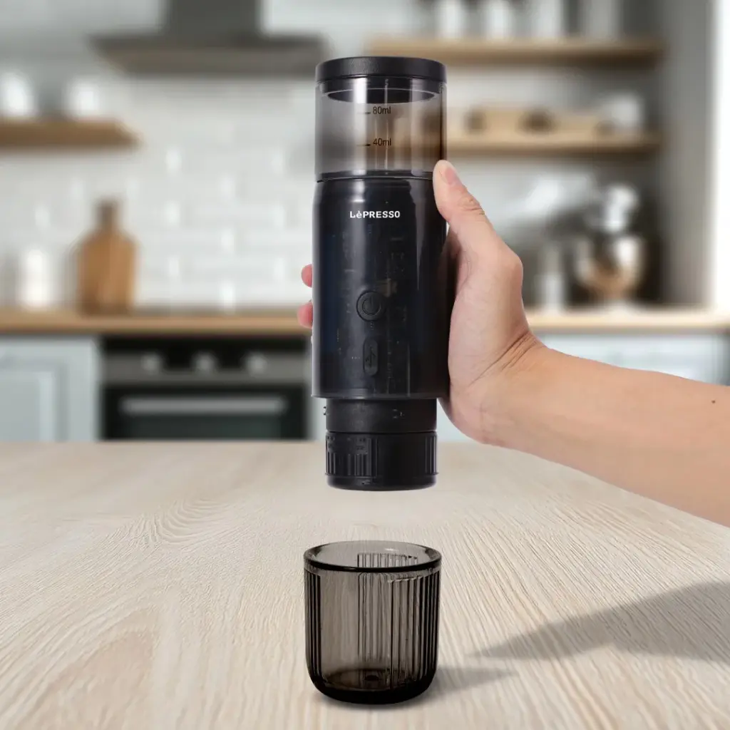 Lepresso Portable Mini Espresso Machine With Travel Pouch 100Ml - Black