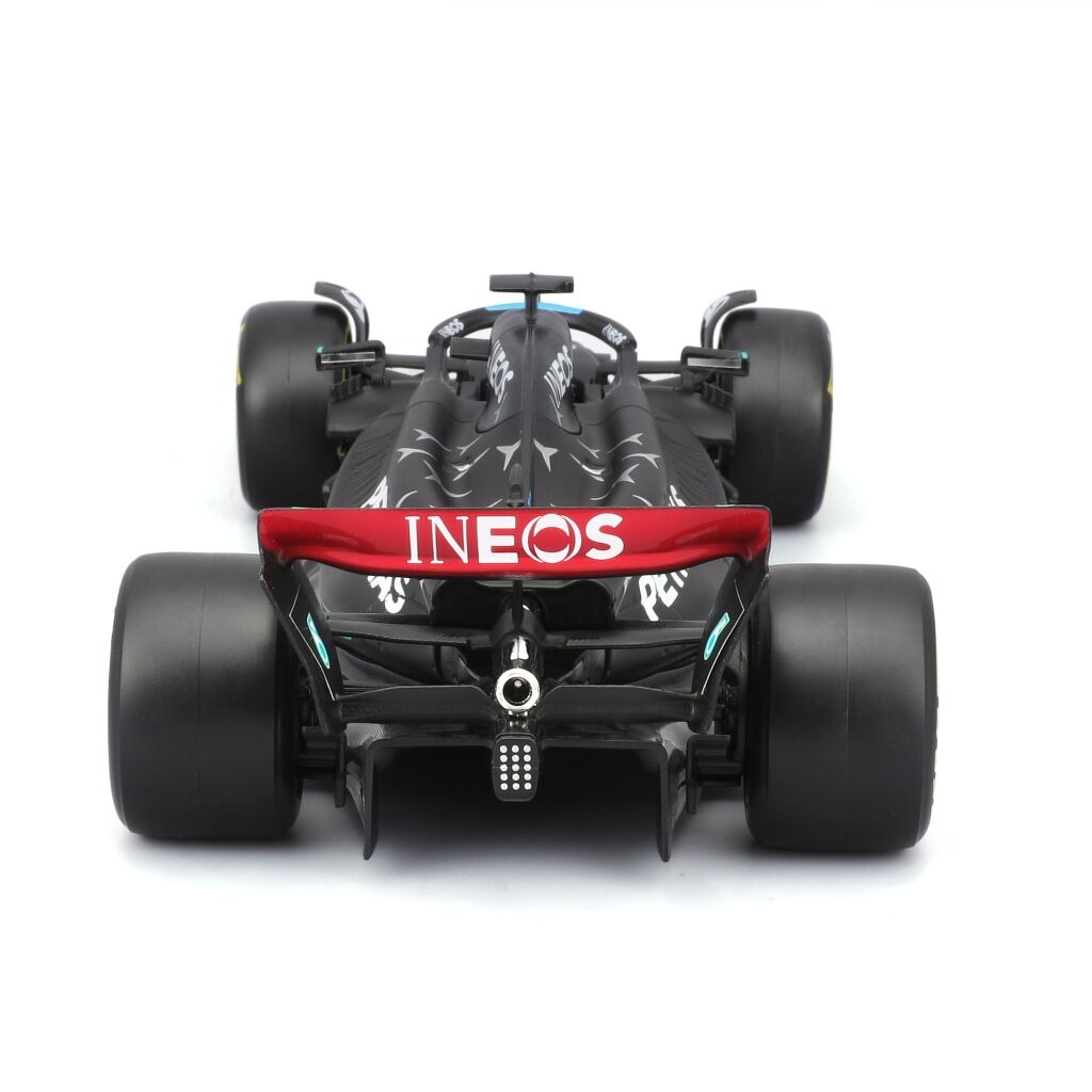  Bburago 1:24 Formula - Mercedes-Amg Petronas Team W14 E Performance (2023) 