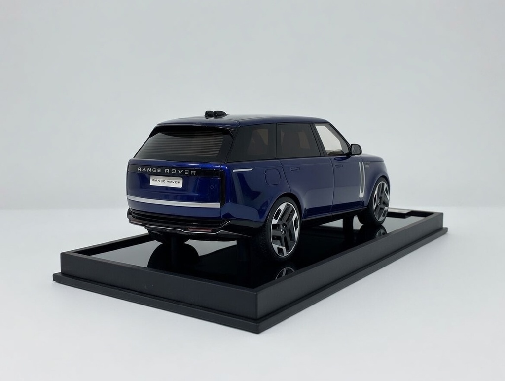 Land Rover Autobiography Blue 1:18 - with acrylic 