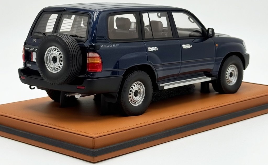 Toyota Land Cruiser G 1998 Blue 1:18 - with acrylic 