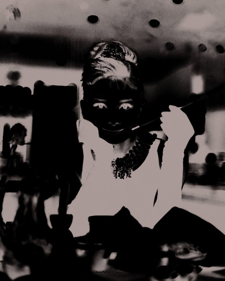 Audrey Hepburn - Breakfast At Tiffany'S (Maxi Poster)