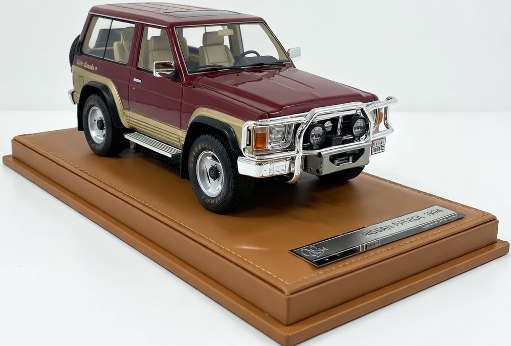 1:18 Scale Model - Nissan Patrol 1994  - Red w/ Gold  - Limited Edition