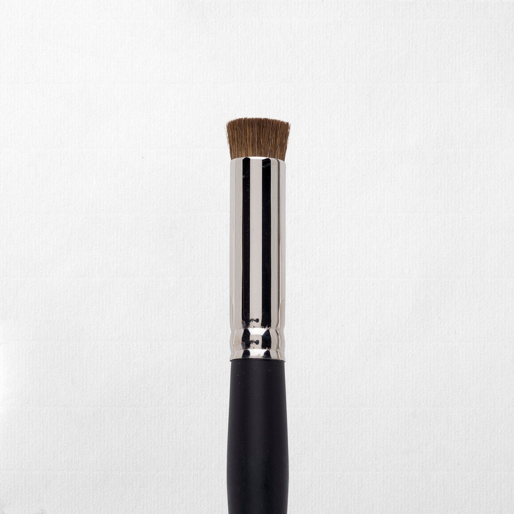 Rembrandt Pastel brush series 401 no. 16